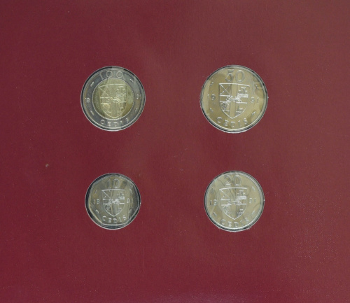 фото Гана Набор монет 1991 UNC 10, 20, 50, 100 седи и 1 марка в сувенирной упаковке