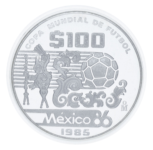 фото Мексика 100 песо 1985 Серебро Proof Чемпионат мира по футболу в Мексике в 1986 году - Узоры и мяч