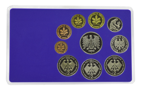 фото Германия набор из 10 монет 1990 Proof J 1, 2, 5, 10, 50 пфеннигов, 1, 2, 2, 2, 5 марок в сувенирной упаковке