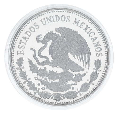 фото Мексика 50 песо 1985 Серебро UNC Чемпионат мира по футболу в Мексике в 1986 году - Ведение мяча