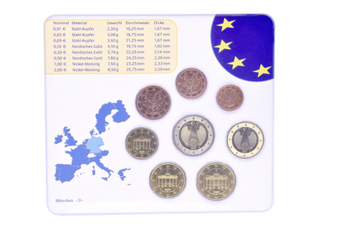 фото Германия набор из 8 монет евро 2005 UNC D 1, 2, 5, 10, 20, 50 евроцентов, 1, 2 евро в сувенирной упаковке