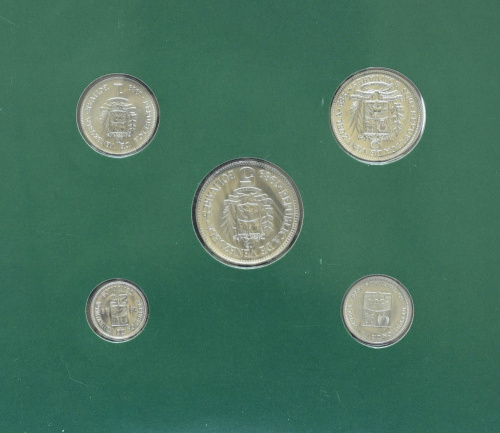фото Венесуэла набор из 5 монет 1988-1989 UNC 25, 50 сентим, 1, 2, 5 боливар и 1 марка в сувенирной упаковке