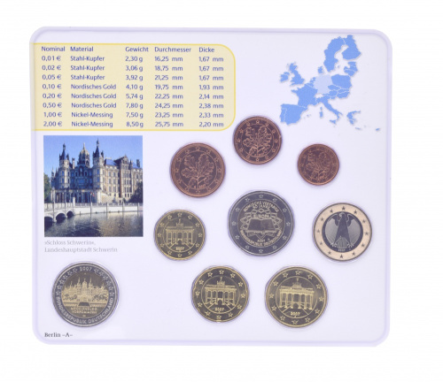 фото Германия набор из 9 монет евро 2007 UNC A 1, 2, 5, 10, 20, 50 евроцентов, 1, 2 евро, памятная 2 евро Блистер