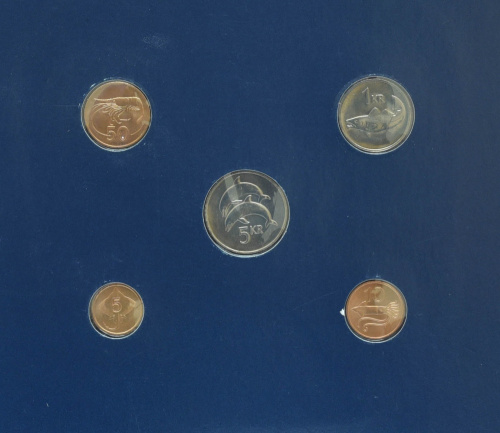 фото Исландия Набор монет 1981 UNC 5, 10, 50 эйре, 1, 5 крон и 2 марки в сувенирной упаковке